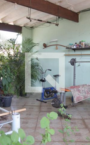 Casa à venda com 208m², 3 quartos e 2 vagasÁrea externa