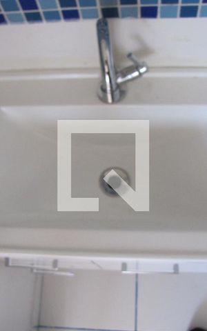 Apartamento à venda com 48m², 2 quartos e sem vagaBanheiro