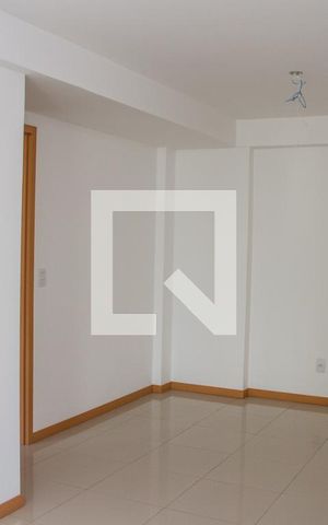 Apartamento à venda com 80m², 3 quartos e 2 vagasSala