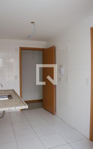 Apartamento à venda com 80m², 3 quartos e 2 vagasCozinha