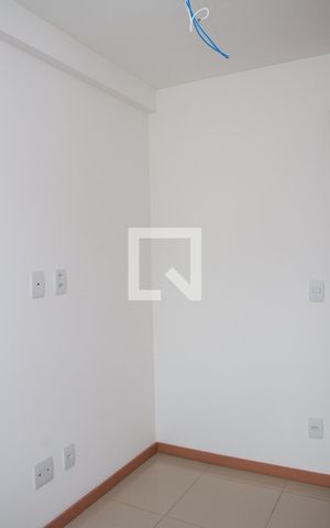 Apartamento à venda com 80m², 3 quartos e 2 vagasQuarto 02