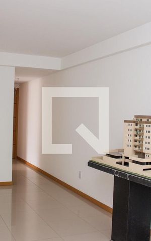 Apartamento à venda com 80m², 3 quartos e 2 vagasSala
