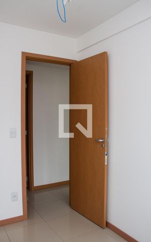 Apartamento à venda com 80m², 3 quartos e 2 vagasQuarto 02
