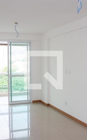 Apartamento à venda com 80m², 3 quartos e 2 vagasSala