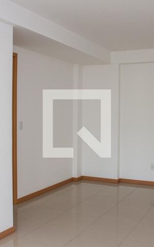 Apartamento à venda com 80m², 3 quartos e 2 vagasSala