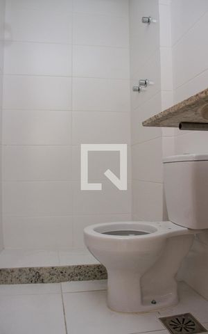 Apartamento à venda com 80m², 3 quartos e 2 vagasBanheiro Social