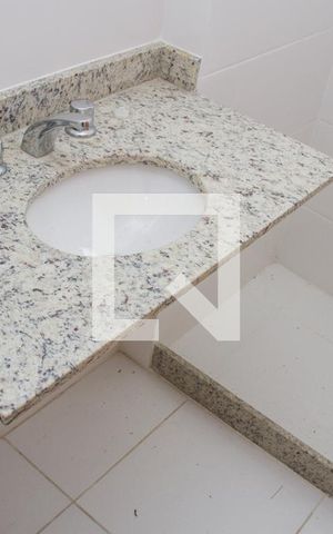 Apartamento à venda com 80m², 3 quartos e 2 vagasBanheiro da Suíte