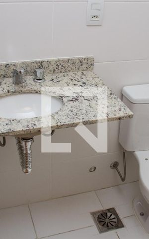 Apartamento à venda com 80m², 3 quartos e 2 vagasBanheiro da Suíte