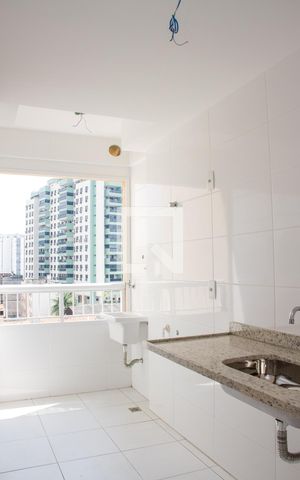 Apartamento à venda com 80m², 3 quartos e 2 vagasCozinha