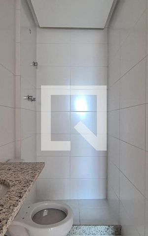 Apartamento à venda com 80m², 3 quartos e 2 vagas Apartamento à venda com 80m², 3 quartos e 2 vagasBanheiro Social