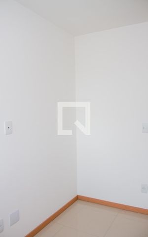Apartamento à venda com 76m², 3 quartos e 2 vagasQuarto 01