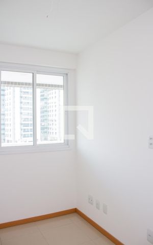 Apartamento à venda com 76m², 3 quartos e 2 vagasQuarto 01