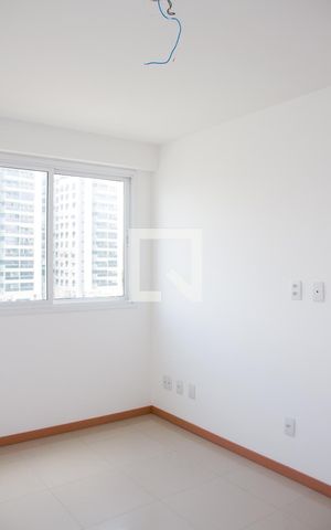 Apartamento à venda com 76m², 3 quartos e 2 vagasSuíte