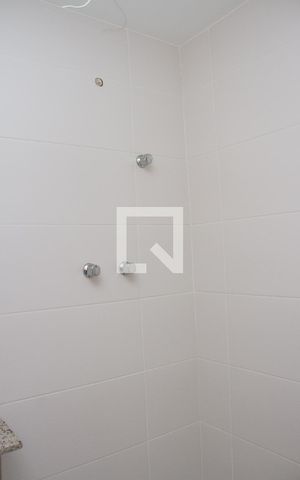 Apartamento à venda com 76m², 3 quartos e 2 vagasBanheiro Social