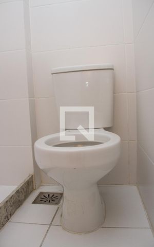 Apartamento à venda com 76m², 3 quartos e 2 vagasBanheiro Social
