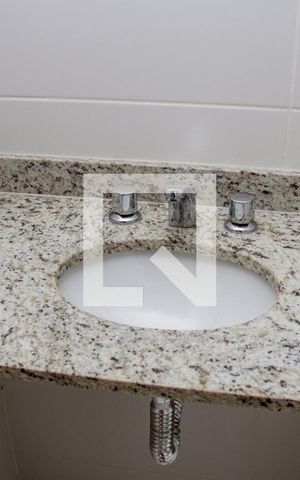 Apartamento à venda com 76m², 3 quartos e 2 vagasBanheiro Social