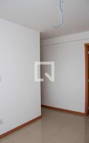 Apartamento à venda com 76m², 3 quartos e 2 vagasSuíte