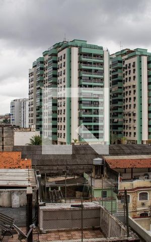 Apartamento à venda com 76m², 3 quartos e 2 vagasÁrea de Serviço - Janela