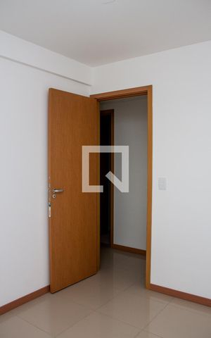 Apartamento à venda com 76m², 3 quartos e 2 vagasQuarto 02