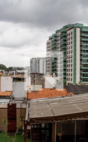 Apartamento à venda com 76m², 3 quartos e 2 vagasSuíte - Janela