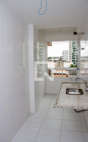 Apartamento à venda com 76m², 3 quartos e 2 vagasCozinha