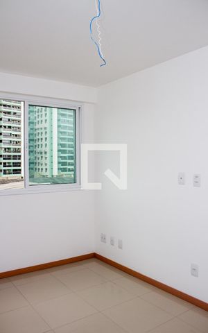 Apartamento à venda com 76m², 3 quartos e 2 vagasSuíte