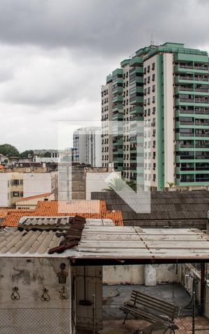 Apartamento à venda com 76m², 3 quartos e 2 vagasVaranda da Sala - Vista
