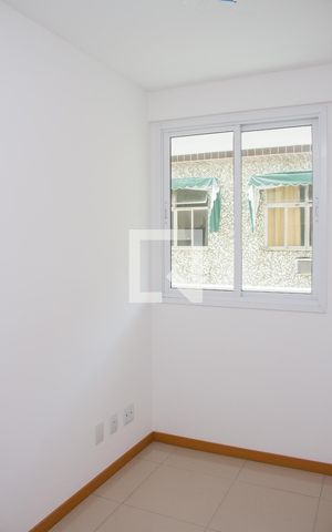 Apartamento à venda com 76m², 3 quartos e 2 vagasQuarto 01