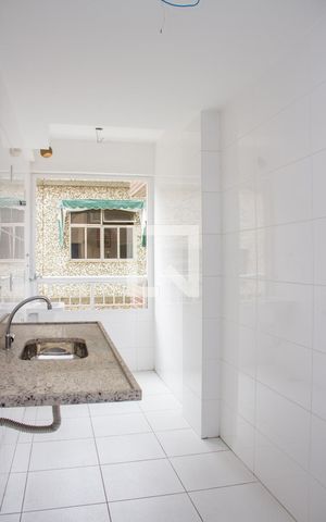Apartamento à venda com 76m², 3 quartos e 2 vagasCozinha