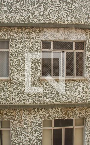 Apartamento à venda com 76m², 3 quartos e 2 vagasSuíte - Janela