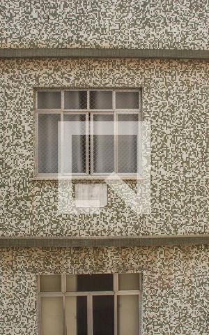 Apartamento à venda com 76m², 3 quartos e 2 vagasQuarto 02 - Janela