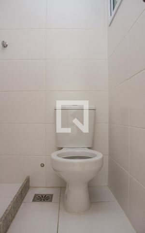Apartamento à venda com 76m², 3 quartos e 2 vagasBanheiro da Suíte