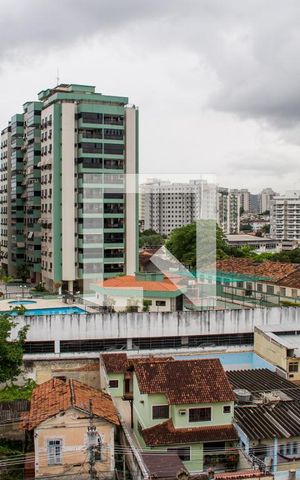 Apartamento à venda com 79m², 3 quartos e 2 vagasÁrea de Serviço - Janela
