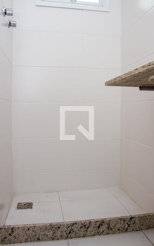 Apartamento à venda com 79m², 3 quartos e 2 vagasBanheiro da Suíte