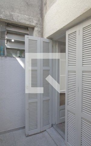 Apartamento à venda com 50m², 1 quarto e sem vagaVaranda