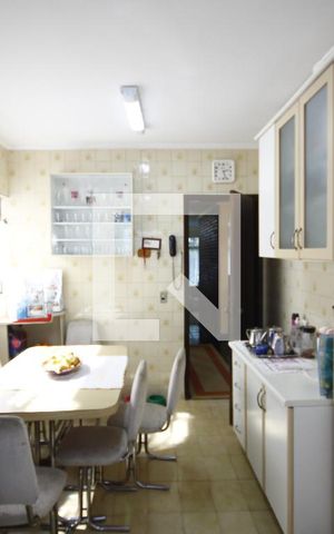 Casa à venda com 300m², 3 quartos e 4 vagasCozinha