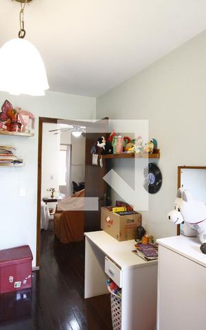 Casa à venda com 300m², 3 quartos e 4 vagasQuarto 2