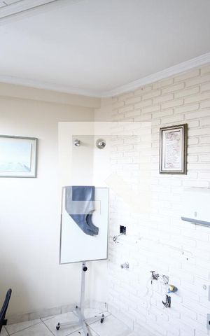 Casa à venda com 300m², 3 quartos e 4 vagasSala3