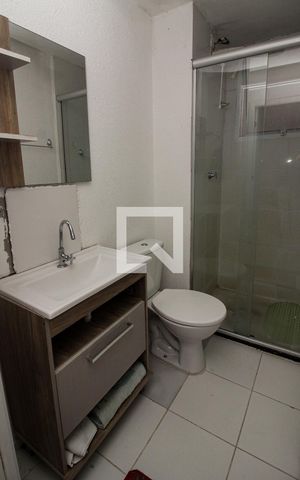 Apartamento à venda com 44m², 2 quartos e 1 vaga Apartamento à venda com 44m², 2 quartos e 1 vagaBanheiro