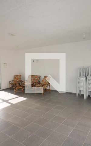 Apartamento à venda com 44m², 2 quartos e 1 vaga Apartamento à venda com 44m², 2 quartos e 1 vagaÁrea comum - Salão de festas