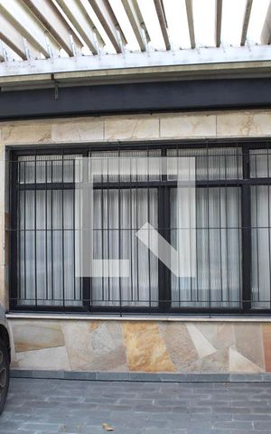 Casa à venda com 174m², 5 quartos e 2 vagasGaragem