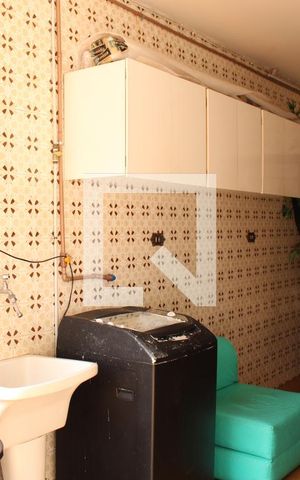 Casa à venda com 174m², 5 quartos e 2 vagasÁrea de Serviço