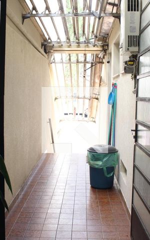 Casa à venda com 174m², 5 quartos e 2 vagasÁrea Externa
