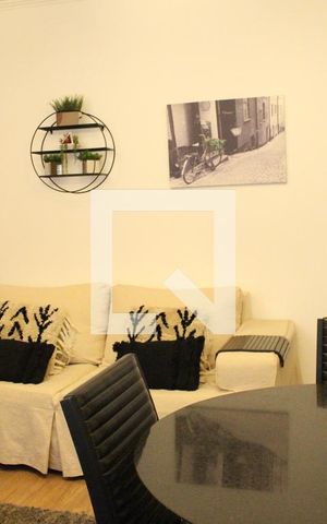 Casa à venda com 174m², 5 quartos e 2 vagasSala