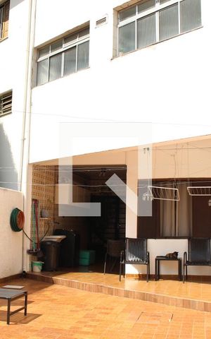 Casa à venda com 174m², 5 quartos e 2 vagasÁrea Externa