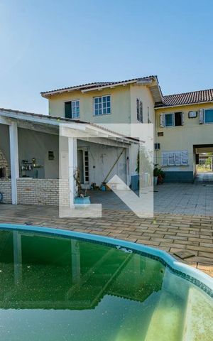 Casa à venda com 300m², 4 quartos e sem vaga Casa à venda com 300m², 4 quartos e sem vagaÁrea Comum