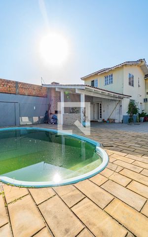Casa à venda com 300m², 4 quartos e sem vaga Casa à venda com 300m², 4 quartos e sem vagaÁrea Comum