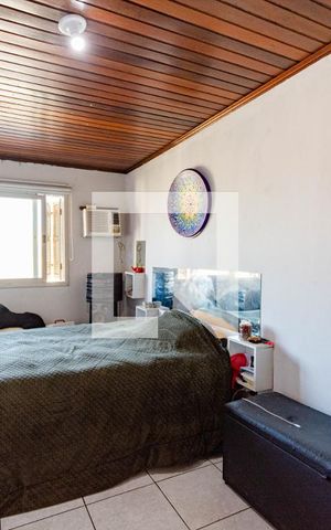 Casa à venda com 300m², 4 quartos e sem vaga Casa à venda com 300m², 4 quartos e sem vagaQuarto 2