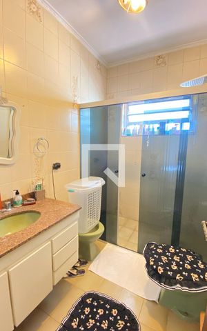 Casa para alugar com 330m², 3 quartos e 10 vagasBanheiro Suíte 1