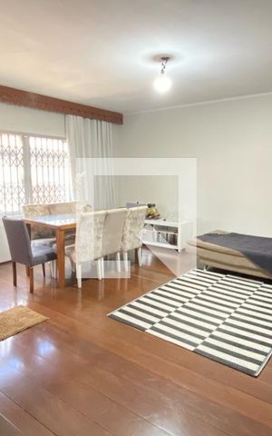 Casa para alugar com 330m², 3 quartos e 10 vagasSala 